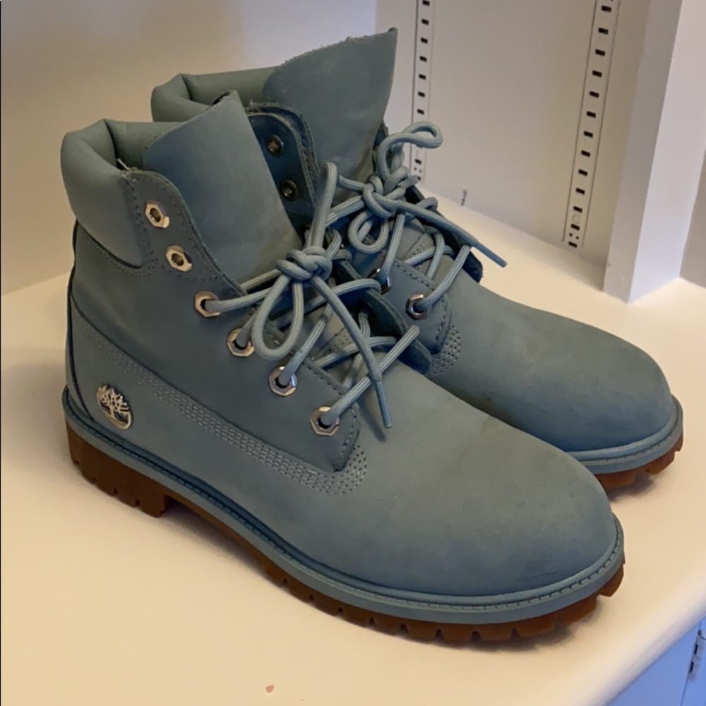 Blue timberlands